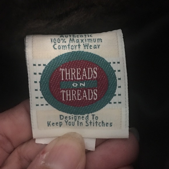 Threads on Threads Vintage Faux Fur Vest - Picture 5 of 6